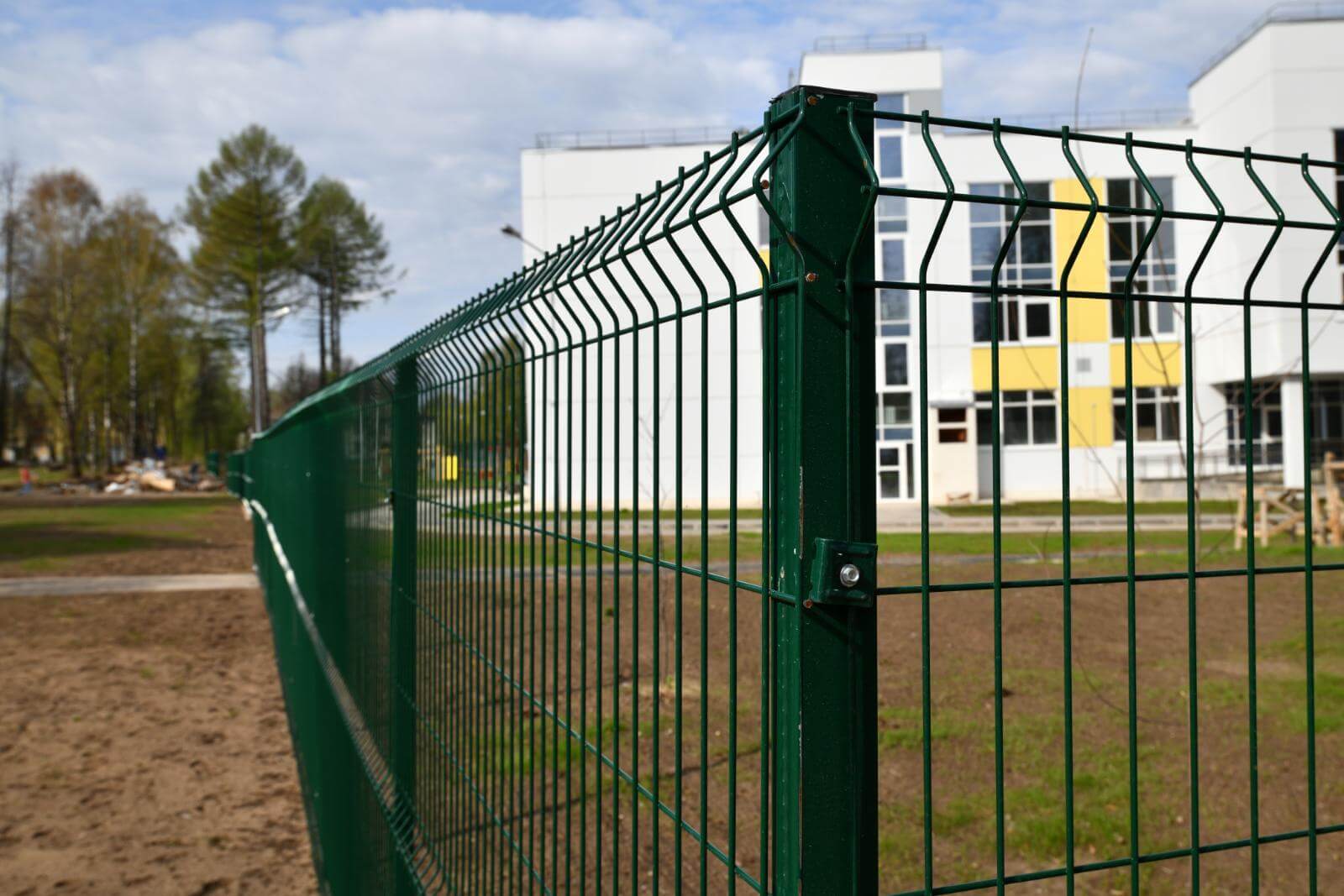 School fencing